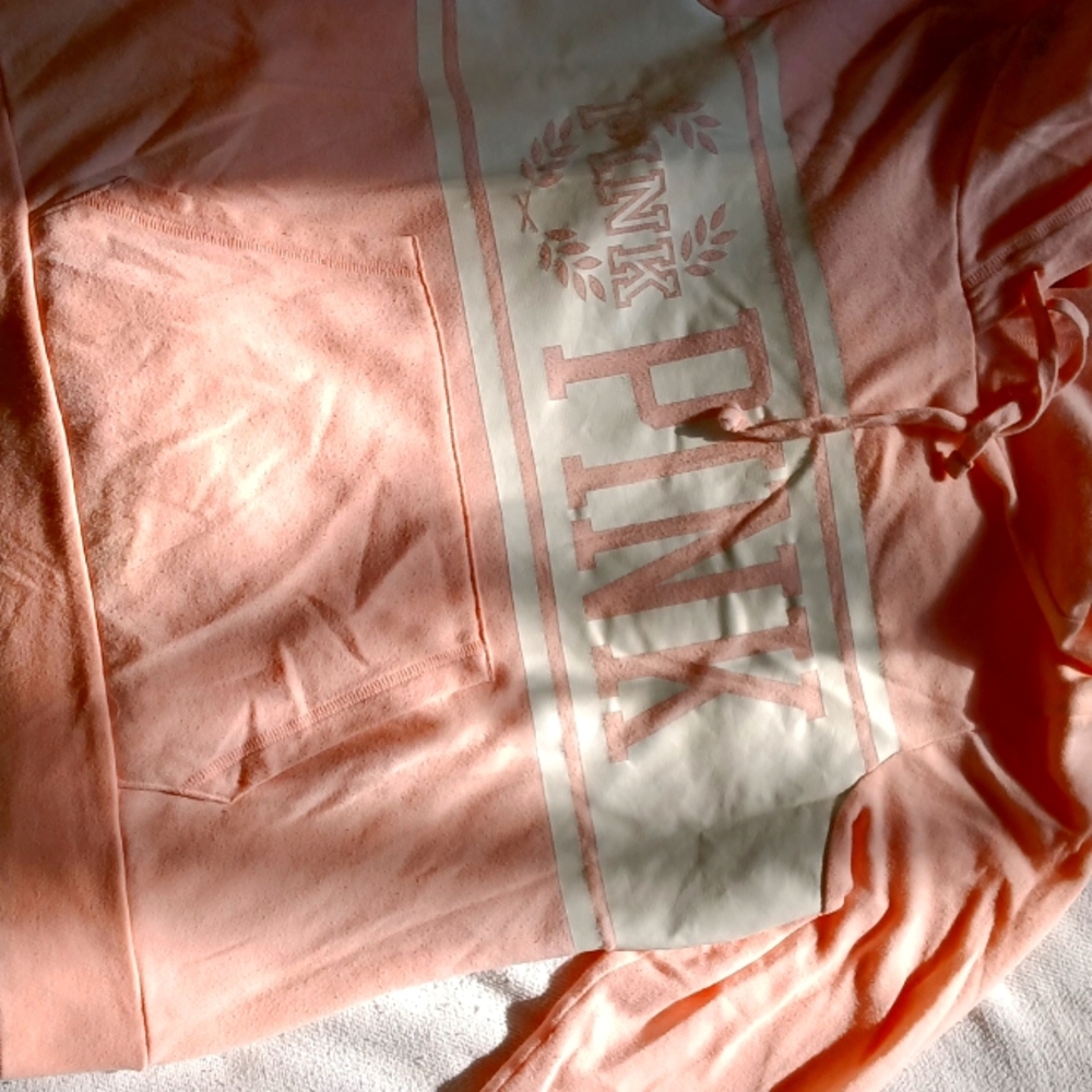 Pink vs lightweight hoodie light pink
